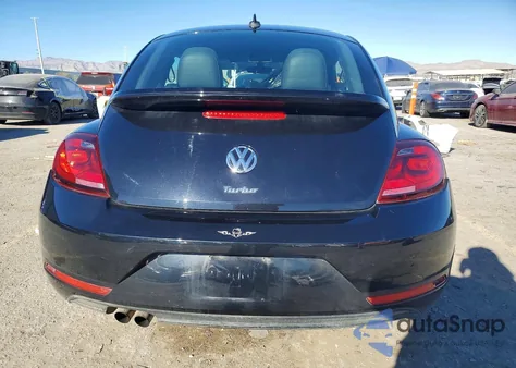 2018 Volkswagen Beetle S z USA, uszkodzony, nr VIN 3VWFD7AT0JM703559